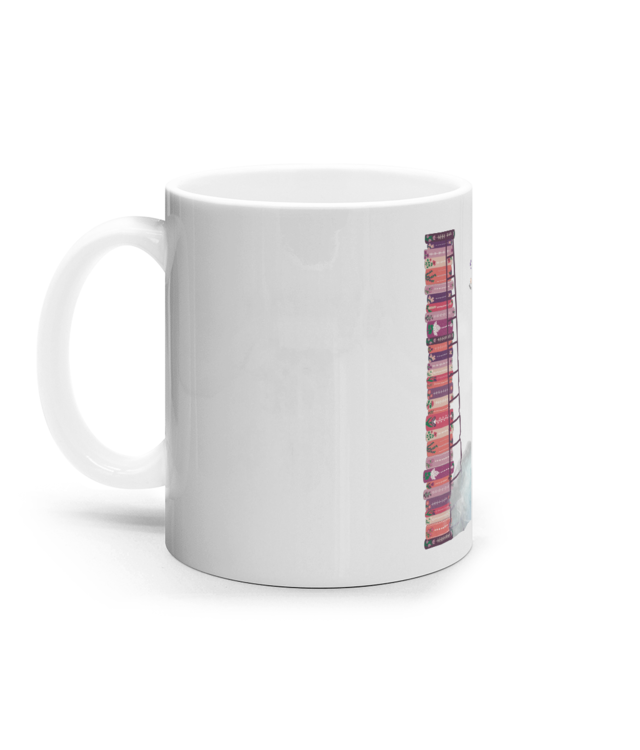 munți de cărți Cana Ceramica Alba